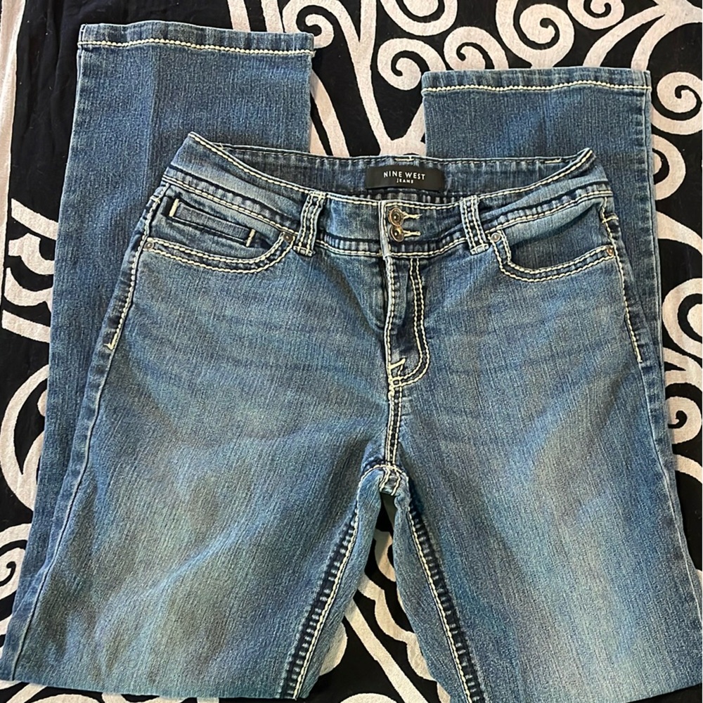 Nine West Blue Straight Leg Jeans with Classic Style